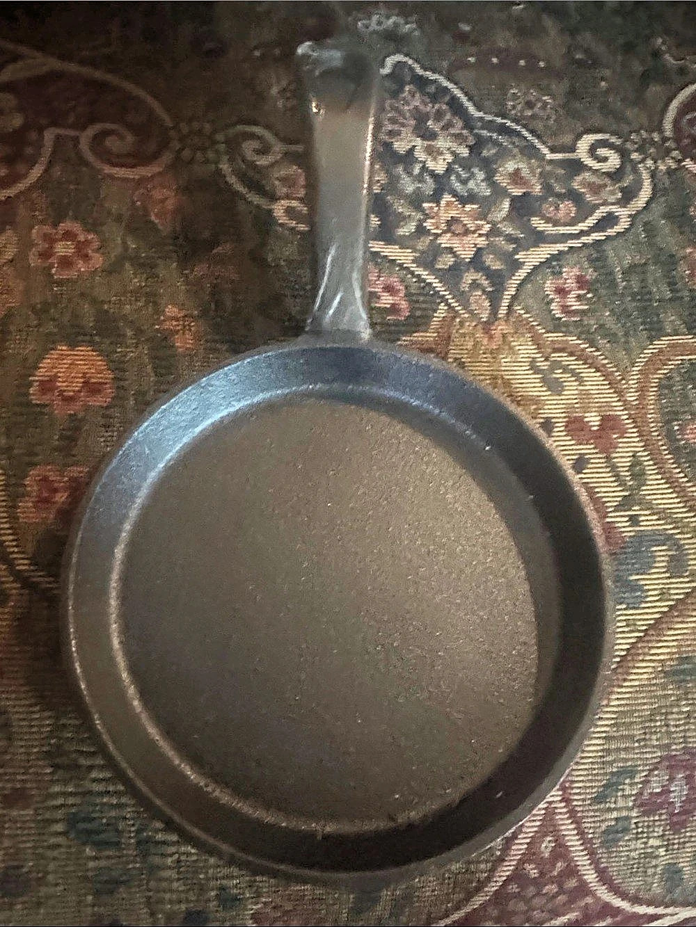 Black Round Fry Pan